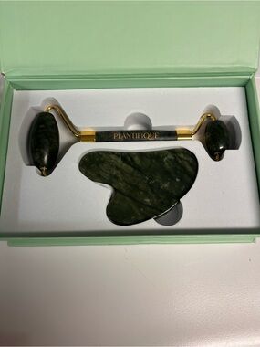 Dark Green Jade Roller & Gua Sha Set - Facial Massage Tools
